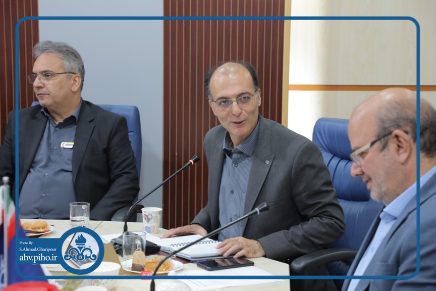 کمیته بحران 10