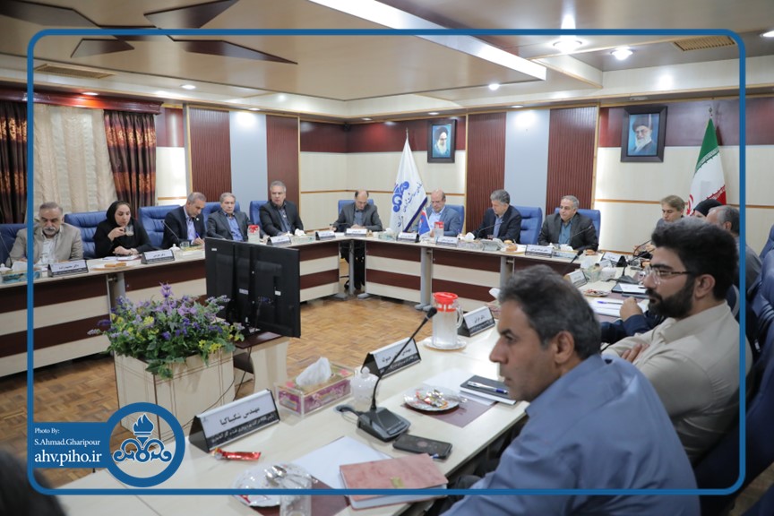 کمیته بحران 16