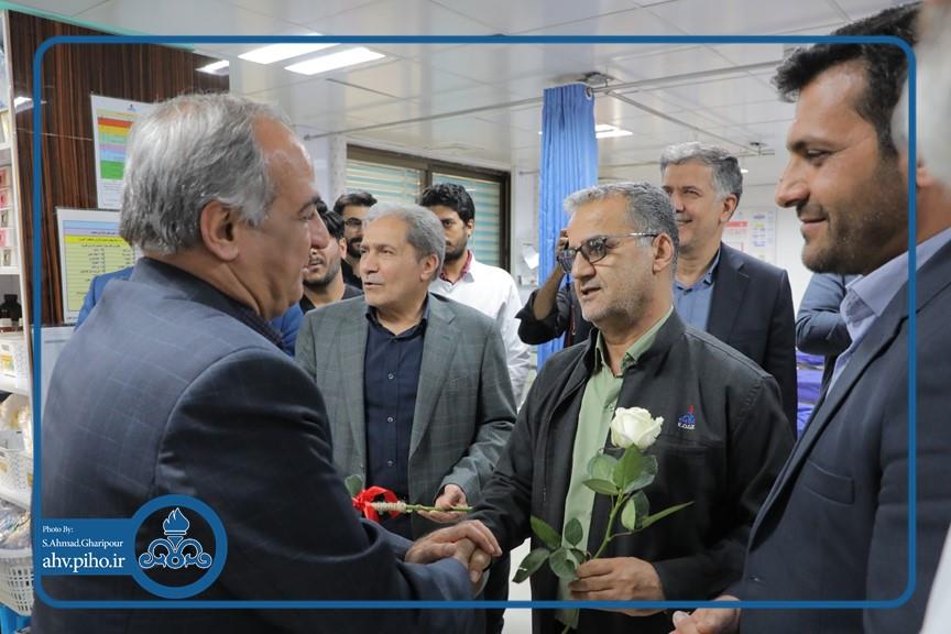 تقدیر شرکت کارون 3