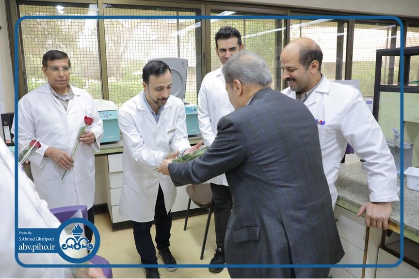 روز آزمایشگاه1405 15