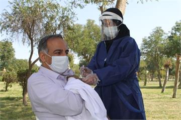 618 نفر از کادر درمان و 32 بیمار دیالیزی بیمارستان بزرگ نفت اهواز واکسینه شدند